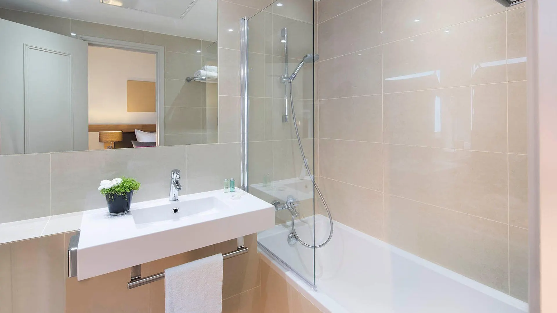 Hôtel Galileo Champs Elysées Paris