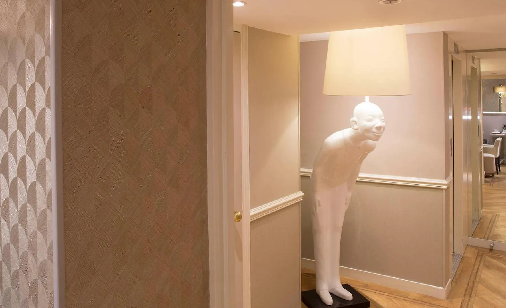 **** Hotel Hôtel Galileo Champs Elysées Paris França